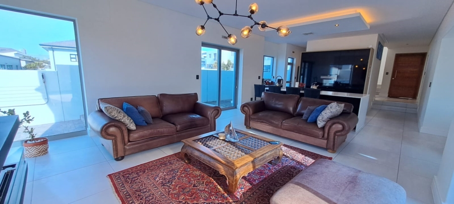 3 Bedroom Property for Sale in Calypso Beach Western Cape